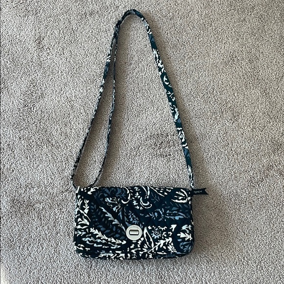 Vera Bradley Handbags - Vera Bradley Paisley Noir Crossbody Bag